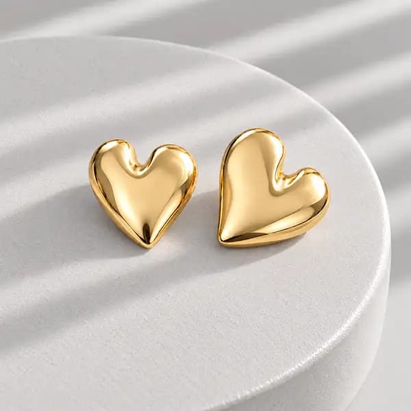 گوشواره قلبی پفکی
