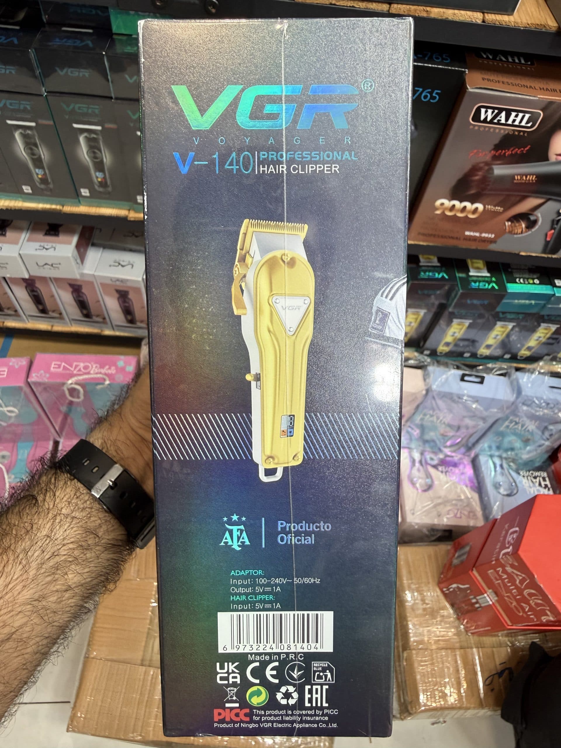 ماشین اصلاح سر و صورت وی‌جی‌آر (VGR) مدل V-140 با تیغه‌ی استیل ضدزنگ، باتری ۲۵۰۰ میلی‌آمپر و ۳۰۰ دقیقه کارکرد اورجینال (عمده و تک) — تصویر ۴