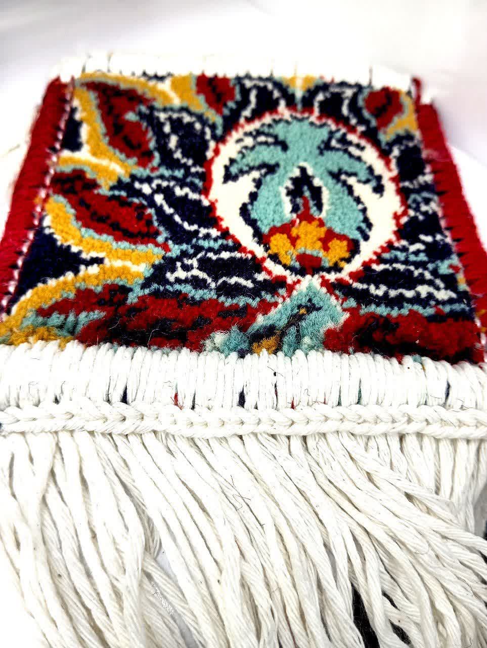 سجاده فرش حرم رضوی — تصویر ۲