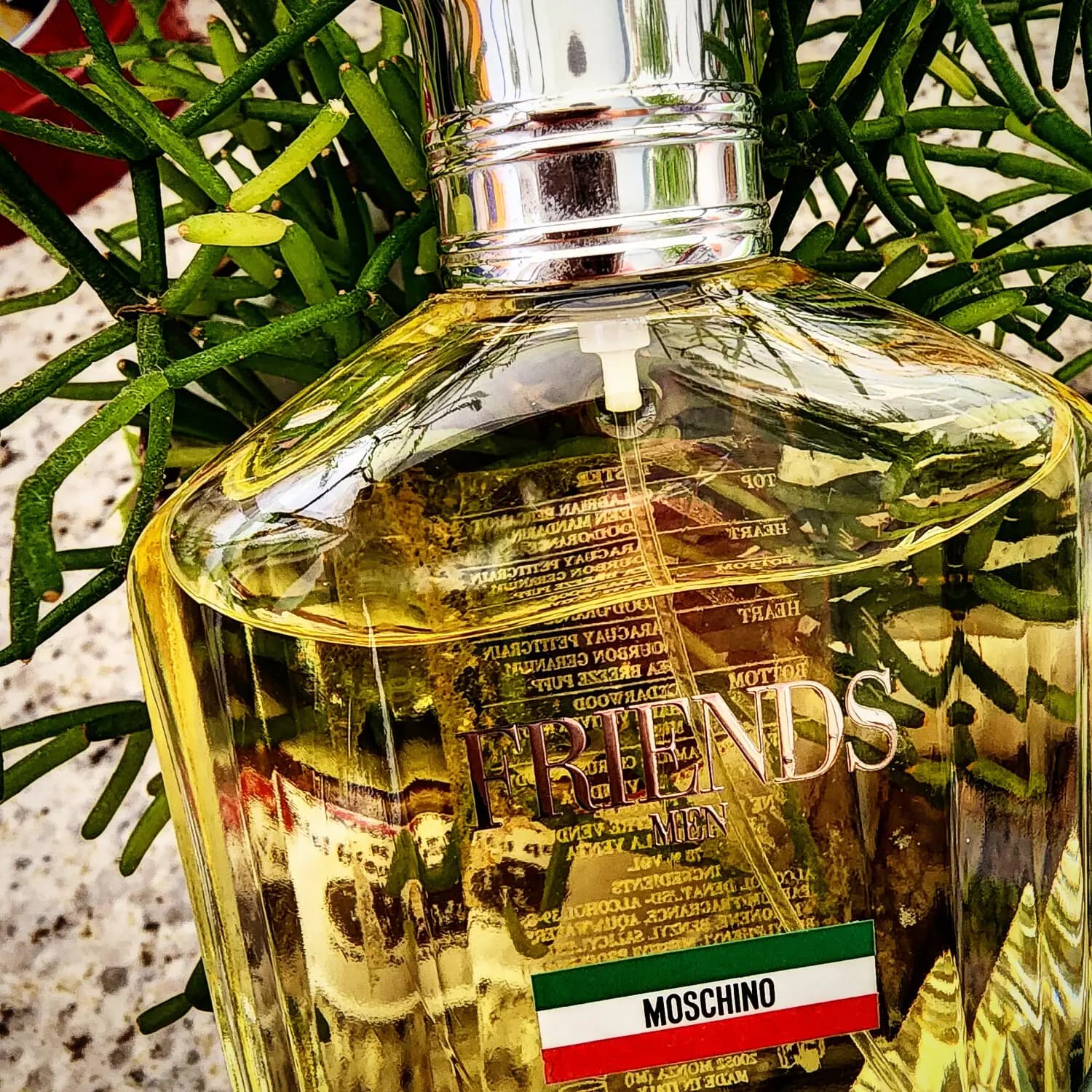 عطر ادکلن موسچینو فرندز من اصل | Moschino Friends Men — تصویر ۶