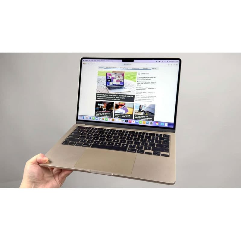 لپتاپ 13.6 اینچی اپل مدل MacBook Air MDHA4 2026 LLA با پردازنده M5 با 16 گیگابایت رم و حافظه داخلی SSD با ظرفیت 512 گیگابایت، نمایشگر Liquid Retina با وضوح 2560×1664، Wi-Fi 7، شارژدهی پخش ویدیو تا 18 — تصویر ۹