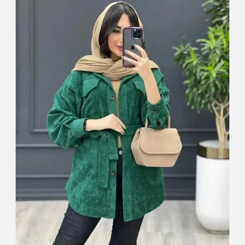 مانتو کبریتی زنانه کوتاه جیب دار با کمربند رنگ سبز سفید طوسی — تصویر ۲