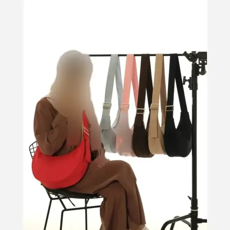 کیف کراس بادی لیزو رنگبندی متنوع سایز 27 در 38 — تصویر ۵