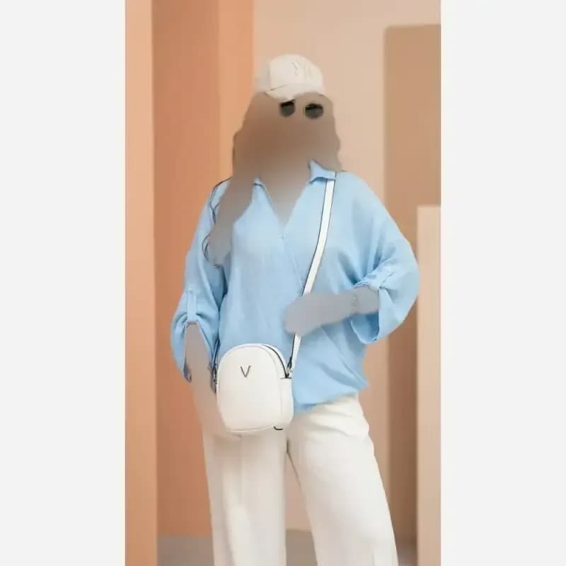 کیف اسپرت دوشی مدل وی رنگبندی متنوع سایز 19 در 15 — تصویر ۳