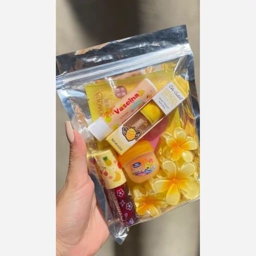 پک هدیه 10 عددی اکسسوری و آرایشی کادو تولد فانتزی کیوت پینترستی با اشانتیون رایگان — تصویر ۸