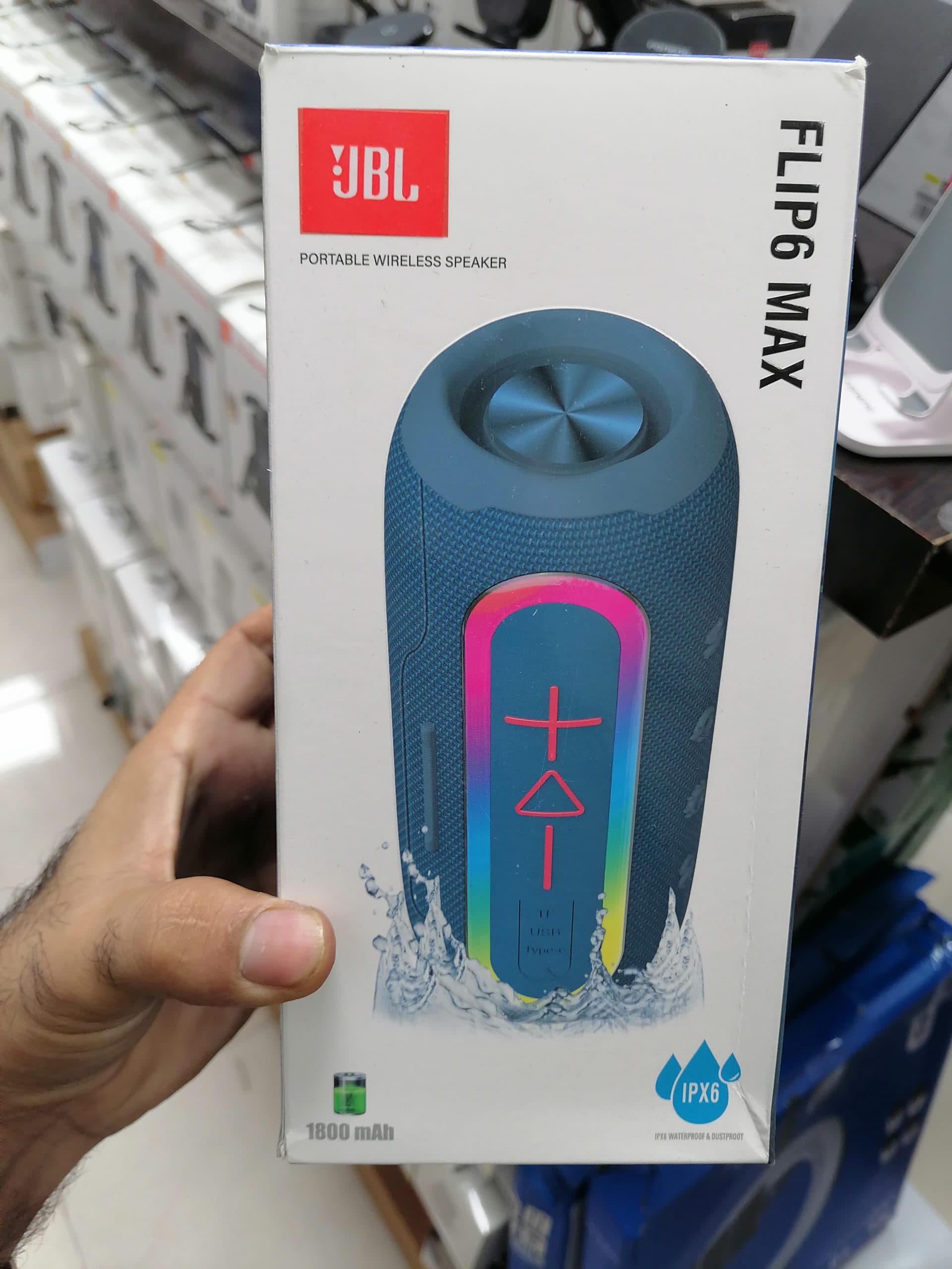 اسپیکر بلوتوثی قابل حمل مدل Flip 6 Max با طراحی مشابه JBL و صدای قدرتمند | (عمده و تک)