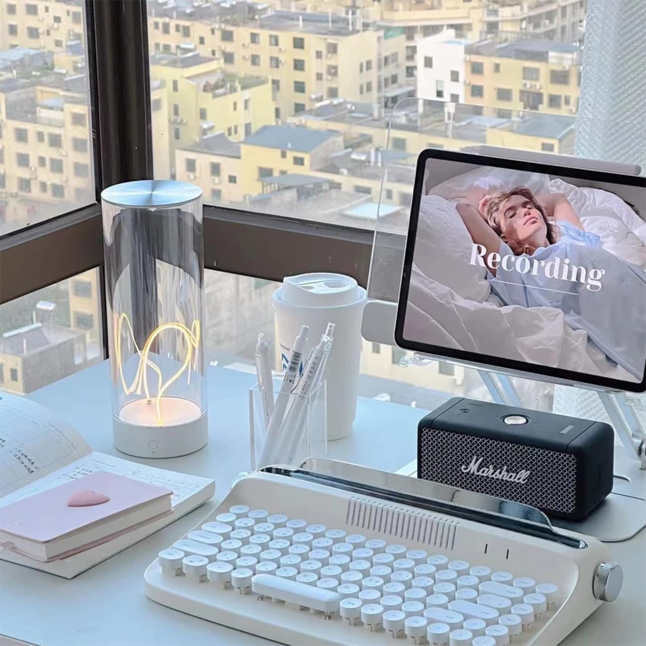 چراغ خواب شارژی رومیزی دکوراتیو LED نخی مغناطیسی با کنترل لمسی — تصویر ۳