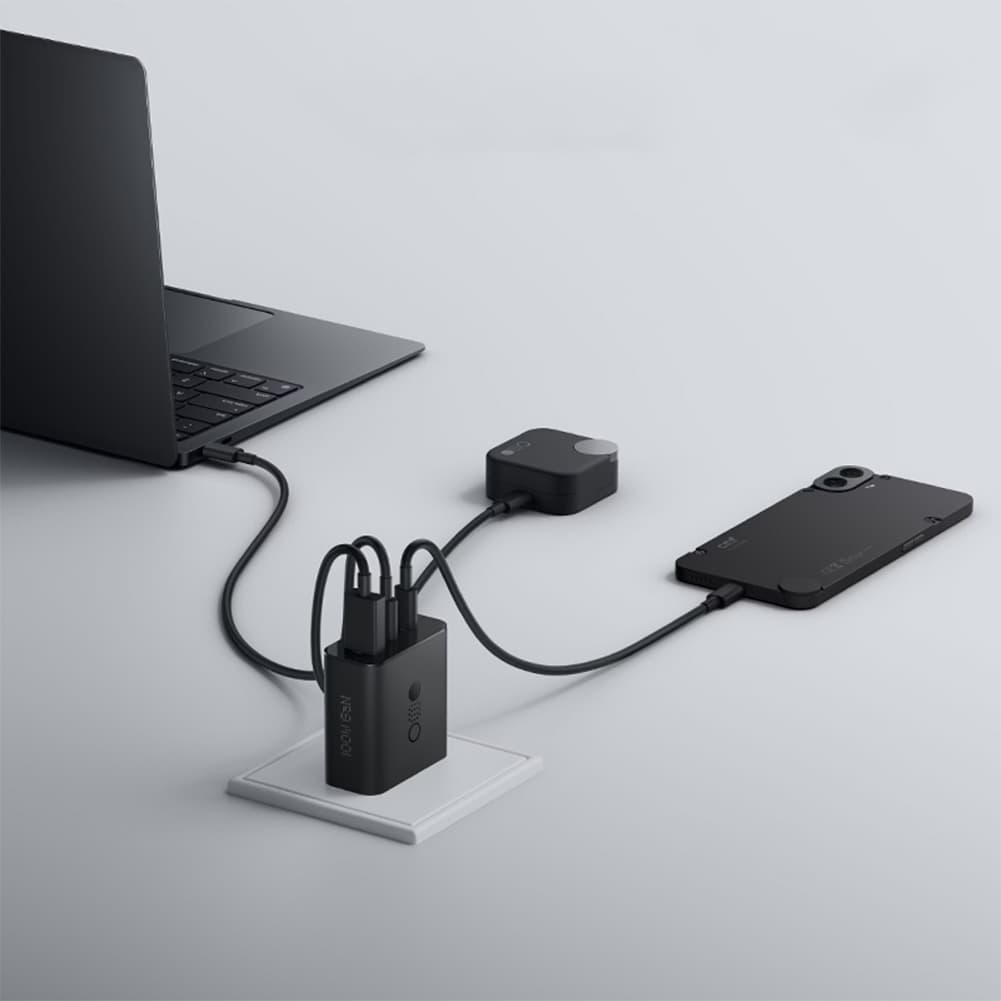 شارژر دیواری 140 وات سه پورت ناتینگ مدل CMF Power 140W GaN به همراه کابل USB-C طول 1.5 متر — تصویر ۵