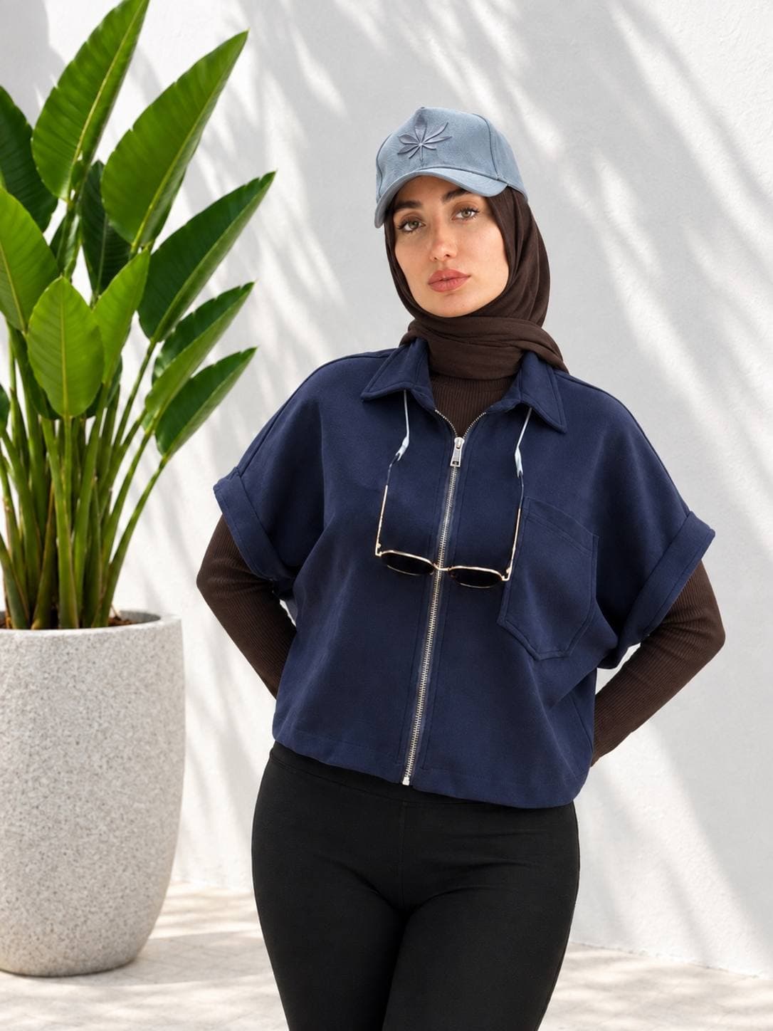 وست زنانه اویشو — تصویر ۳