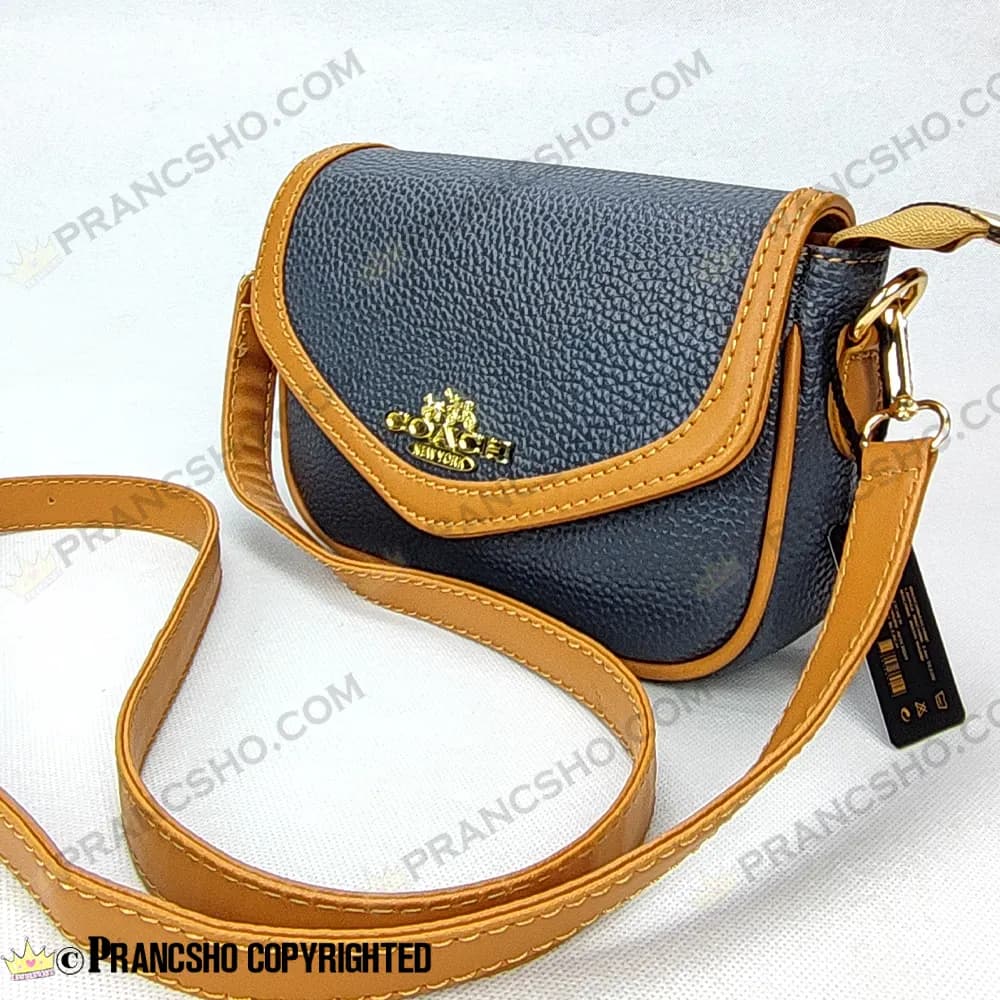 کیف پاسپورتی طرح کوچ (COACH) طوسی دوردوزی قهوه ای — تصویر ۴