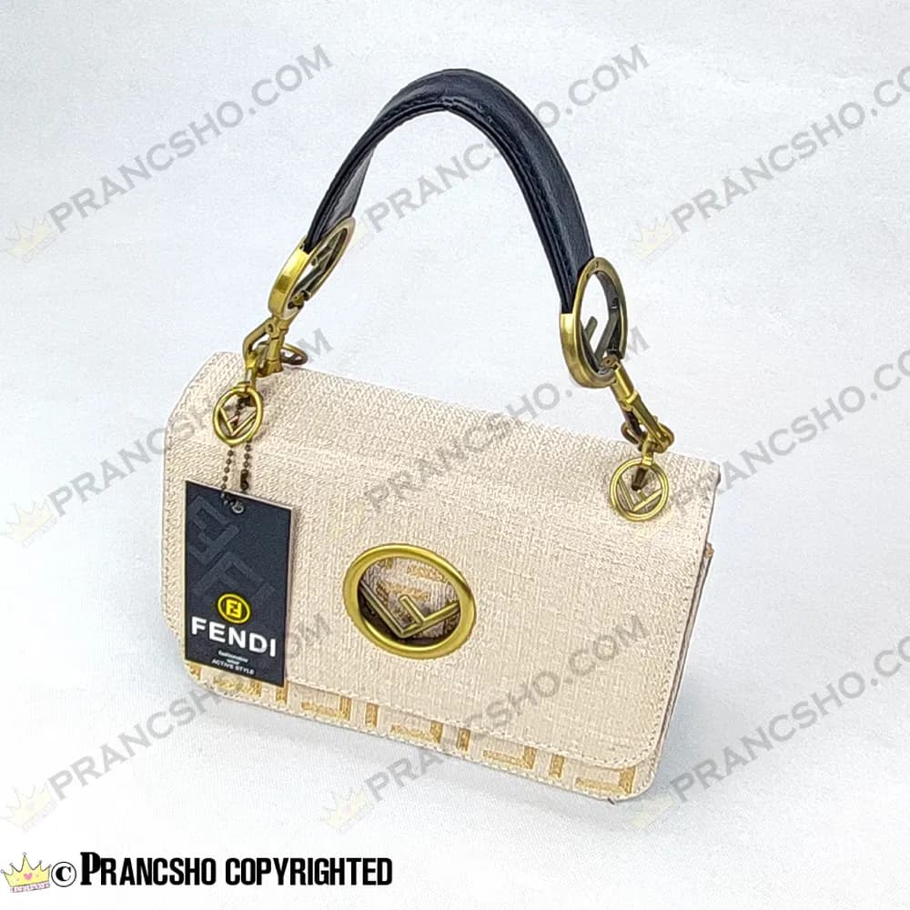کیف پاسپورتی بزرگ فندی سفید نخی یراق آنتیک HIGH COPY هایکپی — تصویر ۷