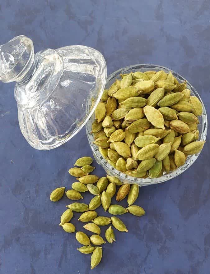 هل سبز ثمرات اعلا و ارگانیک ۵۰ گرمی