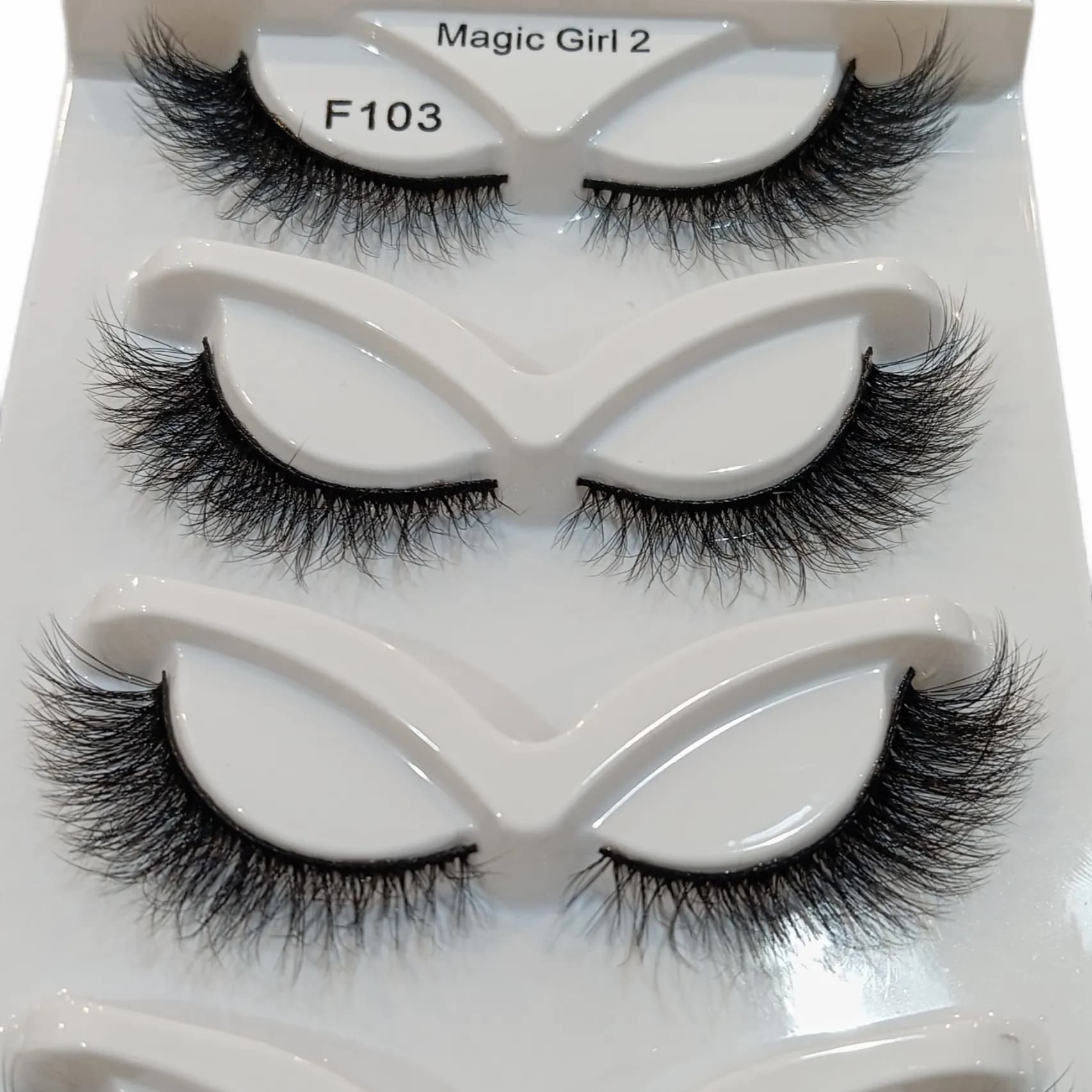 مژه 5 جفتی مجیک گرل کد F103 — تصویر ۳