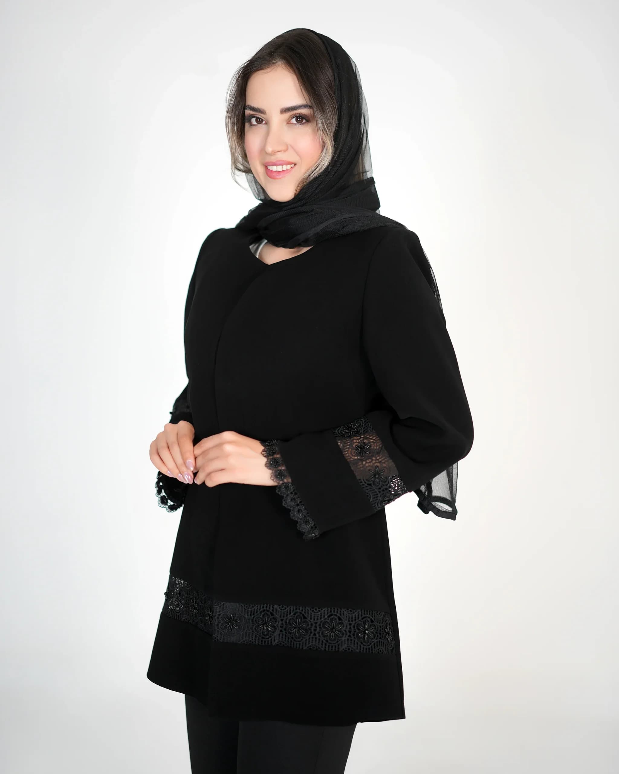 مانتو مجلسی کرپ گیپور دوزی کد 565 (495) — تصویر ۲