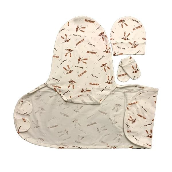 قنداق دورپیچ نوزاد طرح mummy برند بی بی 4 لایف baby 4 life کد 8411