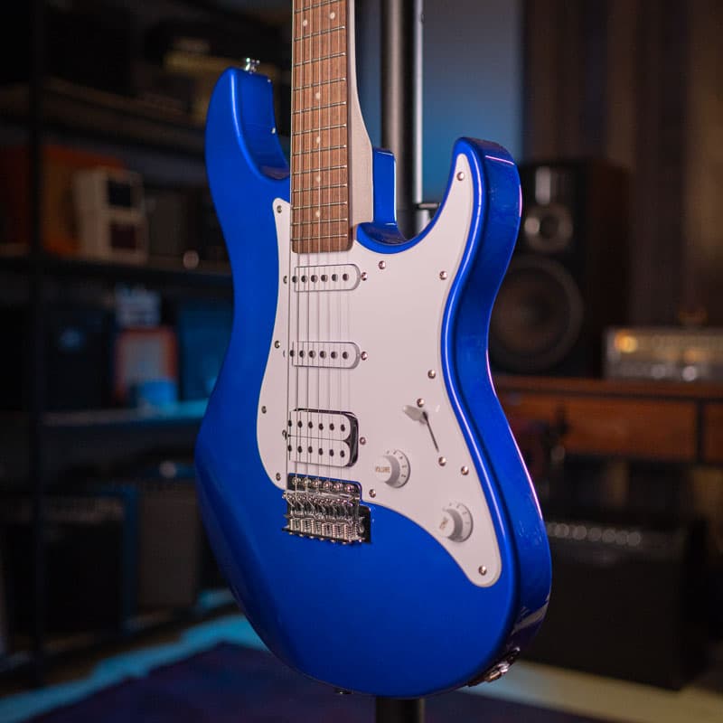 گیتار الکتریک یاماها Yamaha EG112C Metallic Blue — تصویر ۲