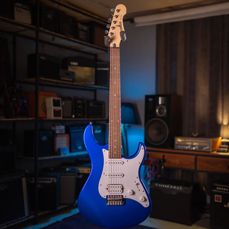 گیتار الکتریک یاماها Yamaha EG112C Metallic Blue — تصویر ۷