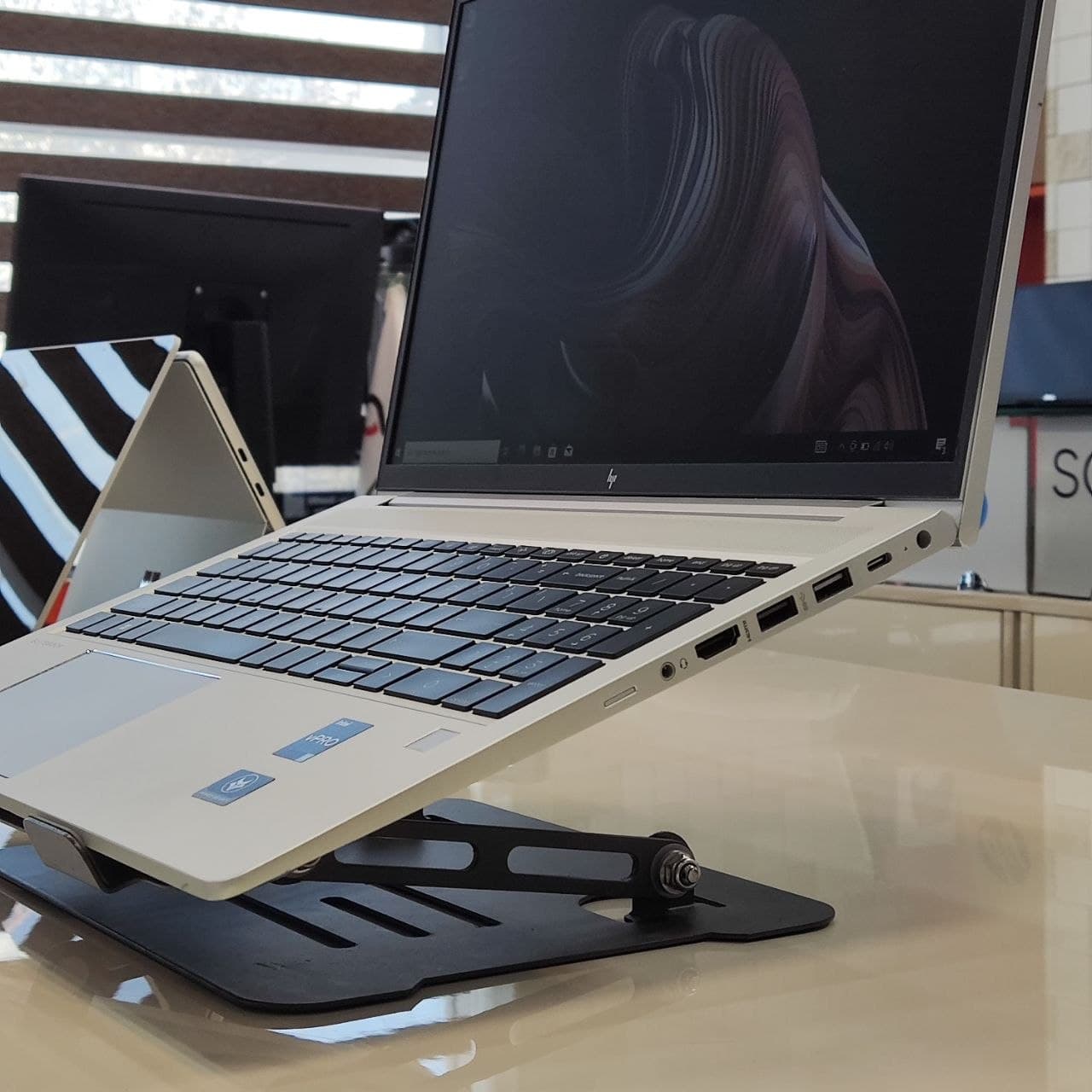 core i5 – 1245U / RAM 8G DDR5 / SSD 256G Nvme / VGA intel / 15.6 inch FHD / لپتاپ HP EliteBook 650 G9 — تصویر ۴