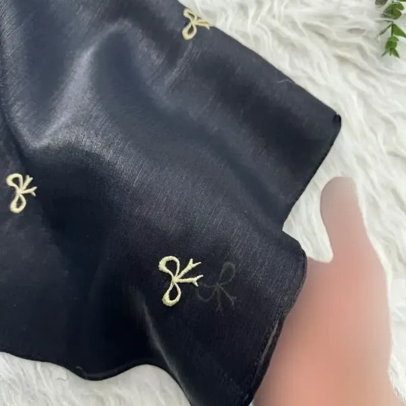 مینی اسکارف پاپیون ژان ژان 66×66 سانتیمتر مناسب استفاده روزمره — تصویر ۳