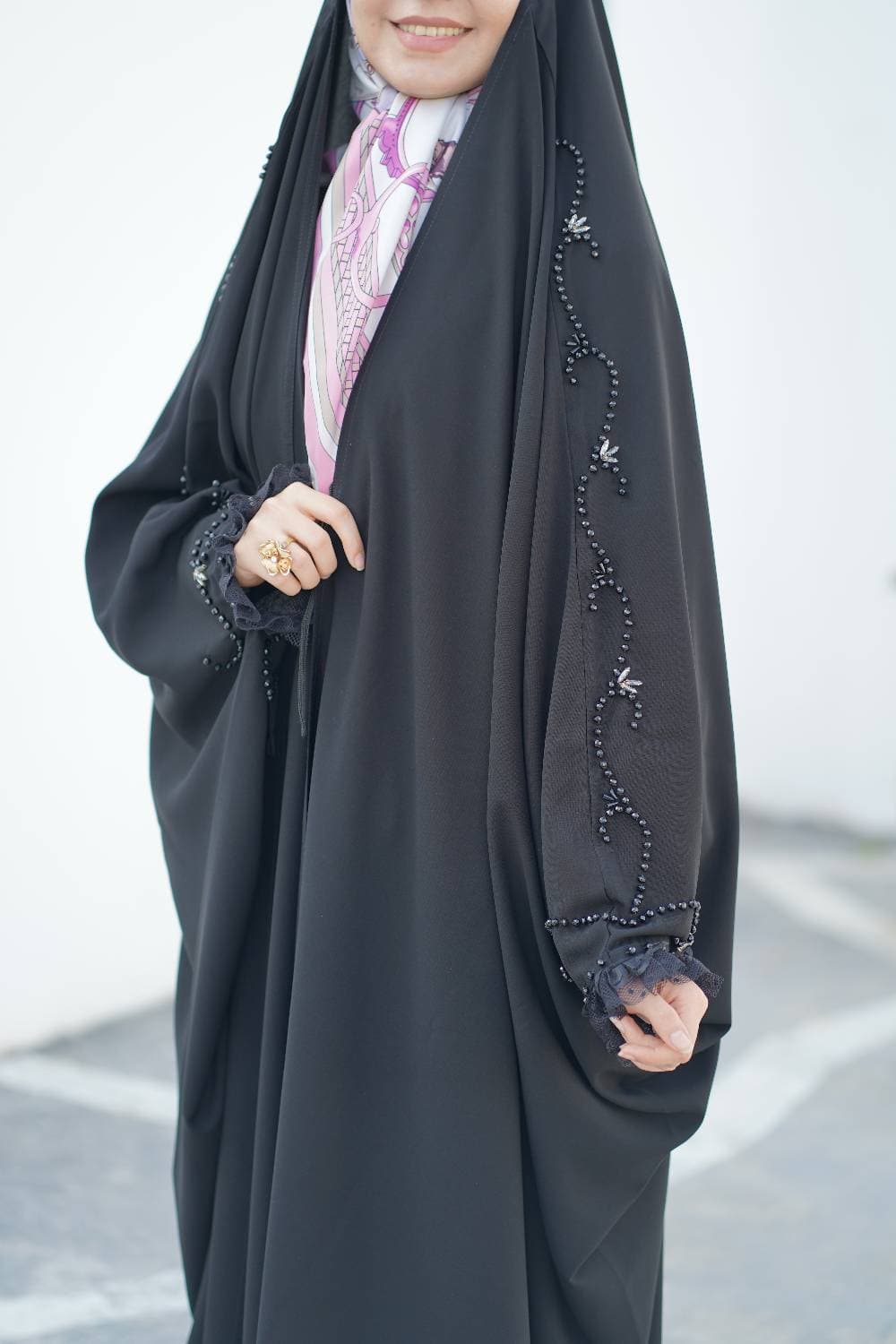 چادر جده سنگدوزی شکوفه مجلل — تصویر ۳