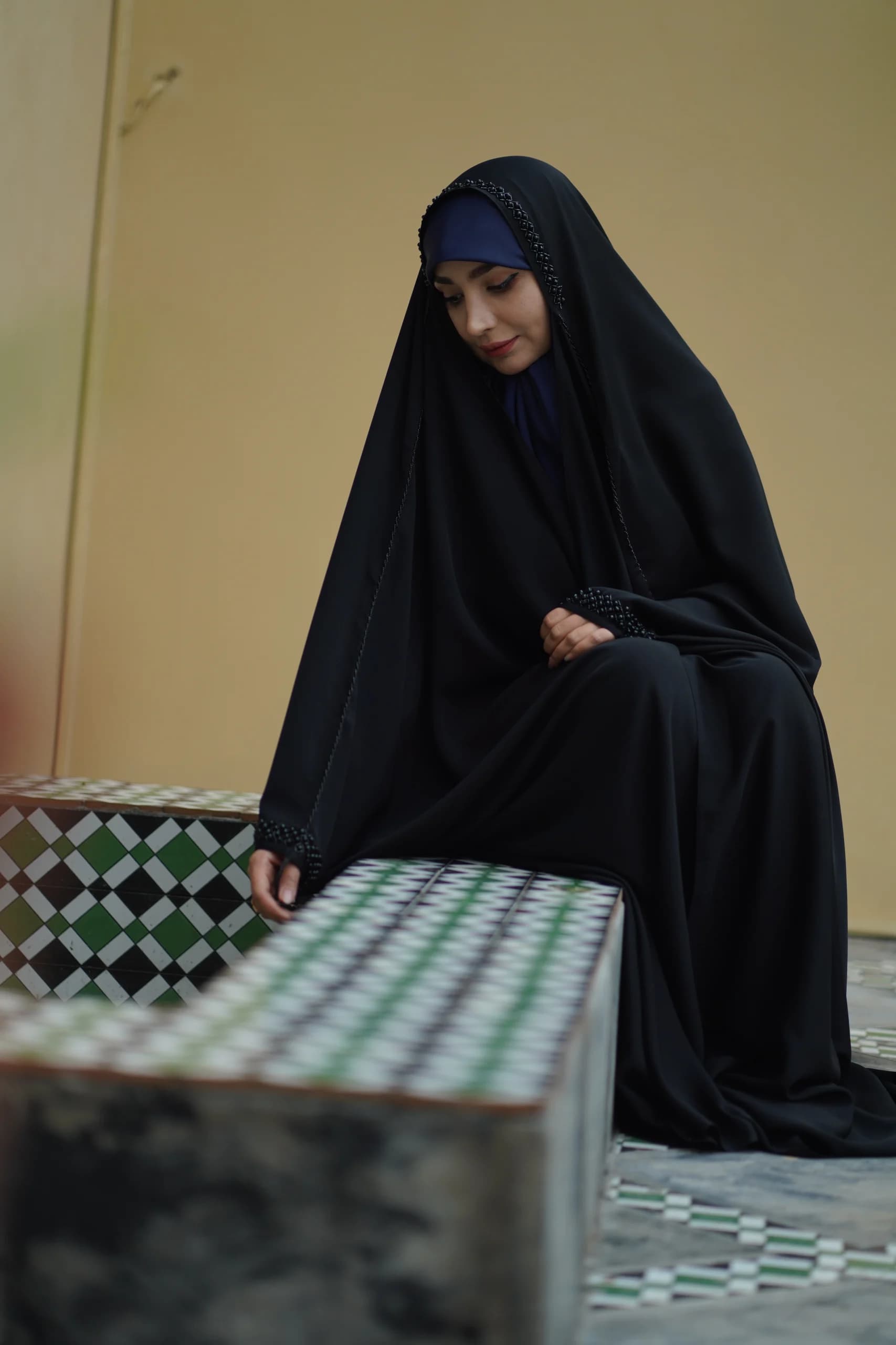 چادر جده سنگدوزی تندیس — تصویر ۳