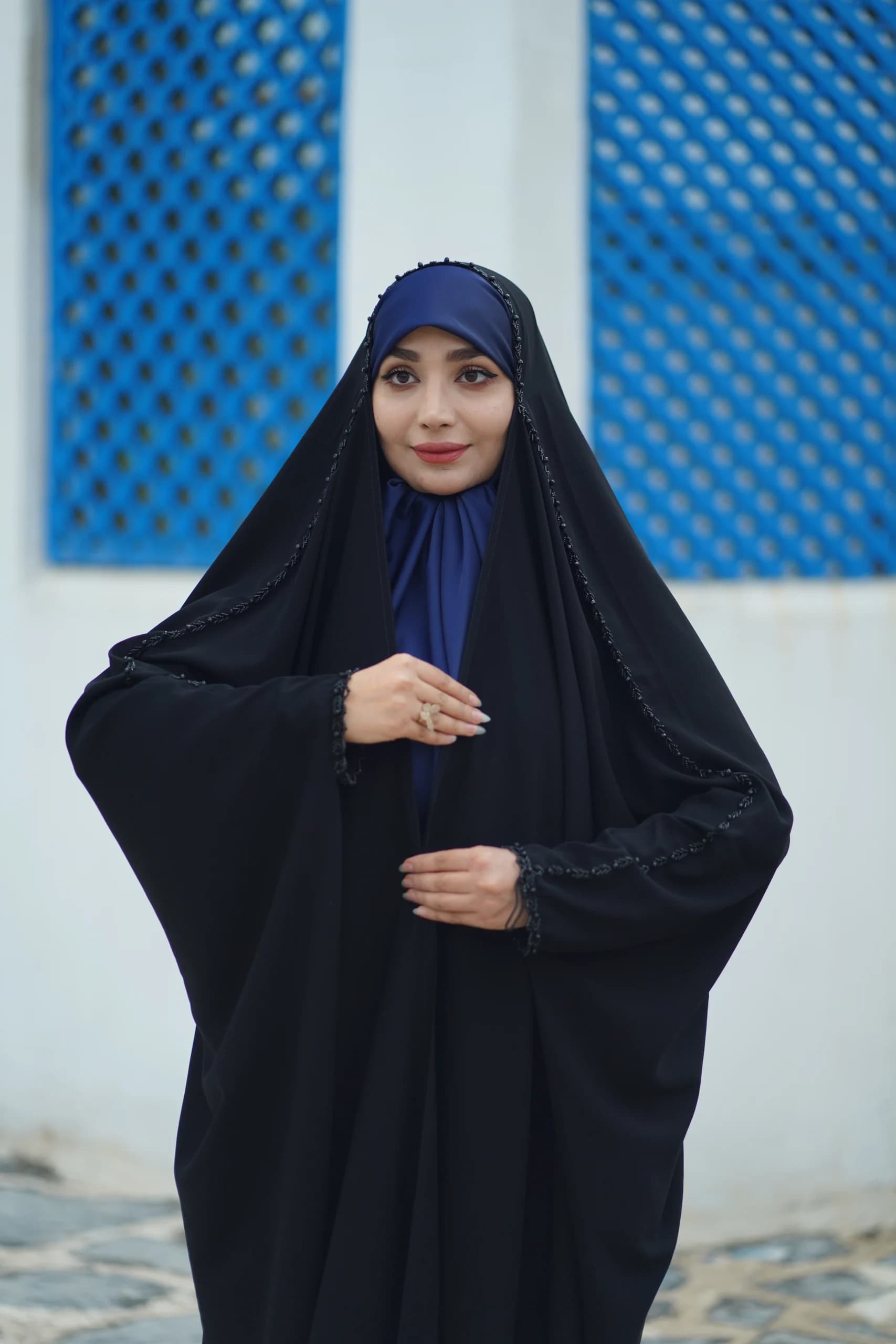 چادر جده سنگدوزی یکتا — تصویر ۲