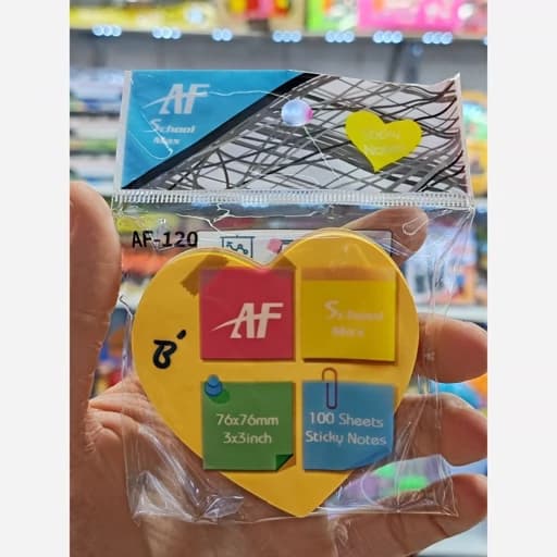 استیکر برچسبی وارداتی قلبی school max