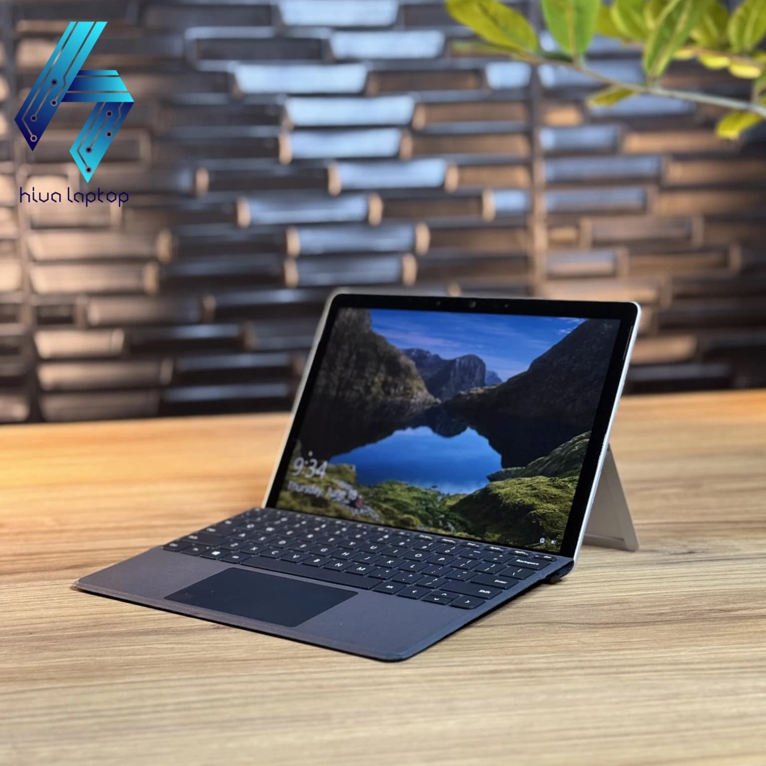 Microsoft Surface Go 2 | Core m3-8100Y | رم 8 گیگ | SSD 128GB | نمایشگر 10.5 اینچی Full HD — تصویر ۶