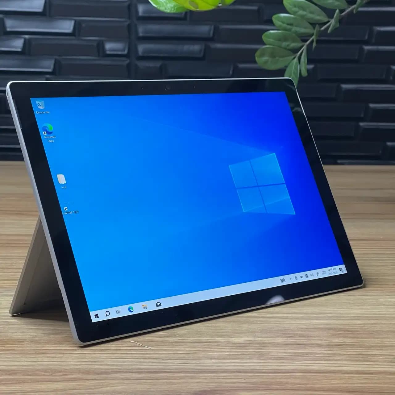 لپ تاپ مایکروسافت Surface Pro 7 اندازه صفحه نمایش 12.3 اینچ — تصویر ۲