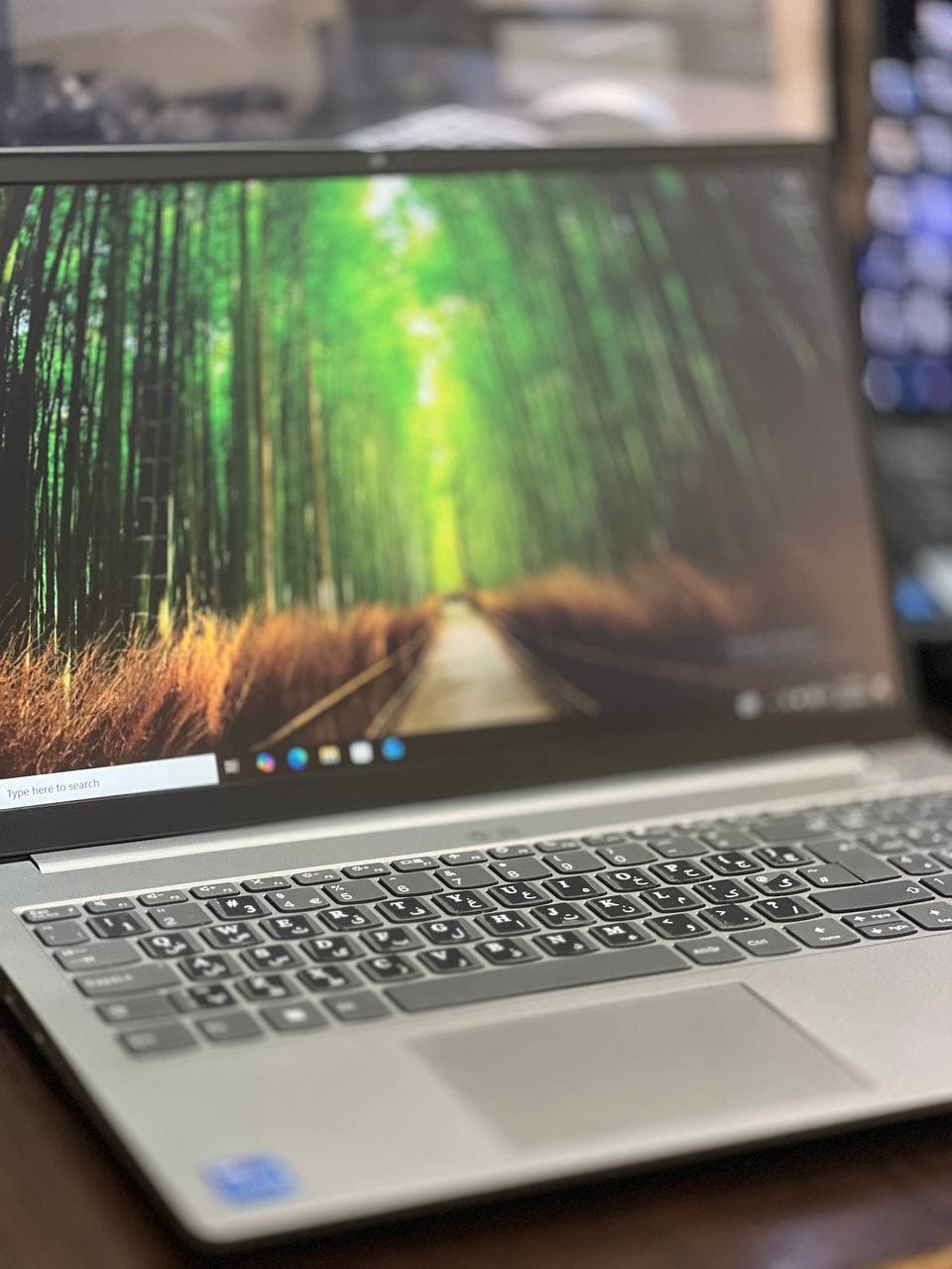 لپ تاپ Lenovo V15 G2 ITL | Core i7-1165G7 | RAM 8GB | SSD 256GB + HDD 1TB | MX450 2GB