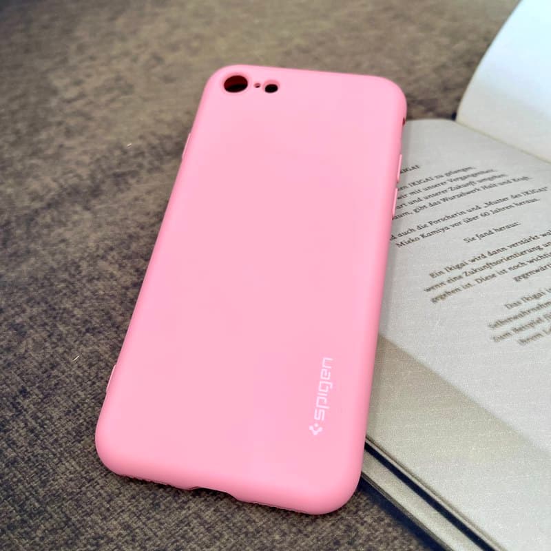 قاب گوشی iPhone 7 / iPhone 8 / iPhone SE 2020 / iPhone SE 2022 آیفون سیلیکونی Spigen اورجینال کابل داخل پارچه ای محافظ لنز دار صورتی کد 847457 — تصویر ۲