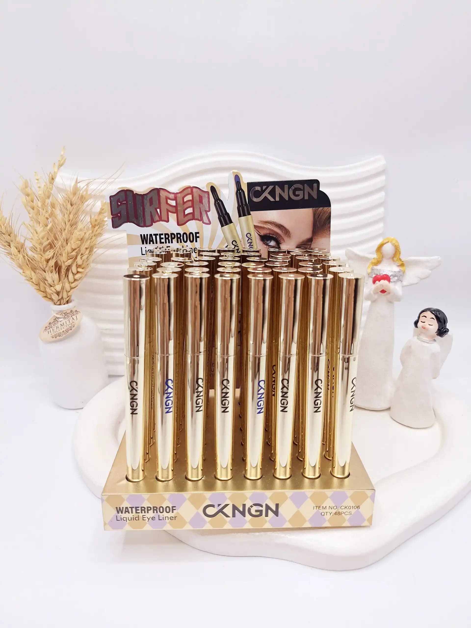 خط چشم مایع آبی و مشکی CKNGN کد 0106