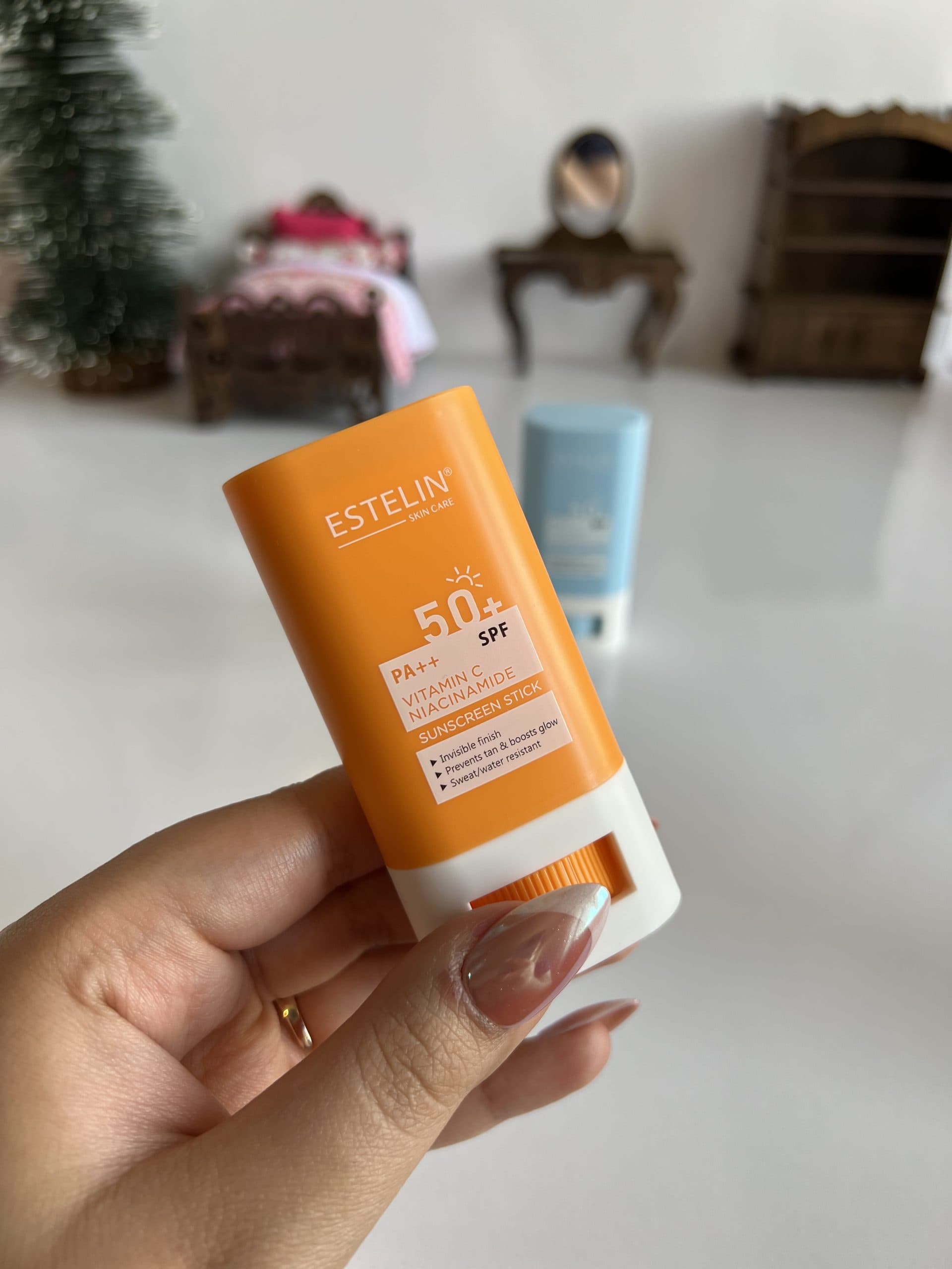 ضد آفتاب استیکی استلین SPF 50 حاوی هیالورونیک اسید و سرامید ۲۰ میلی‌لیتر — تصویر ۵