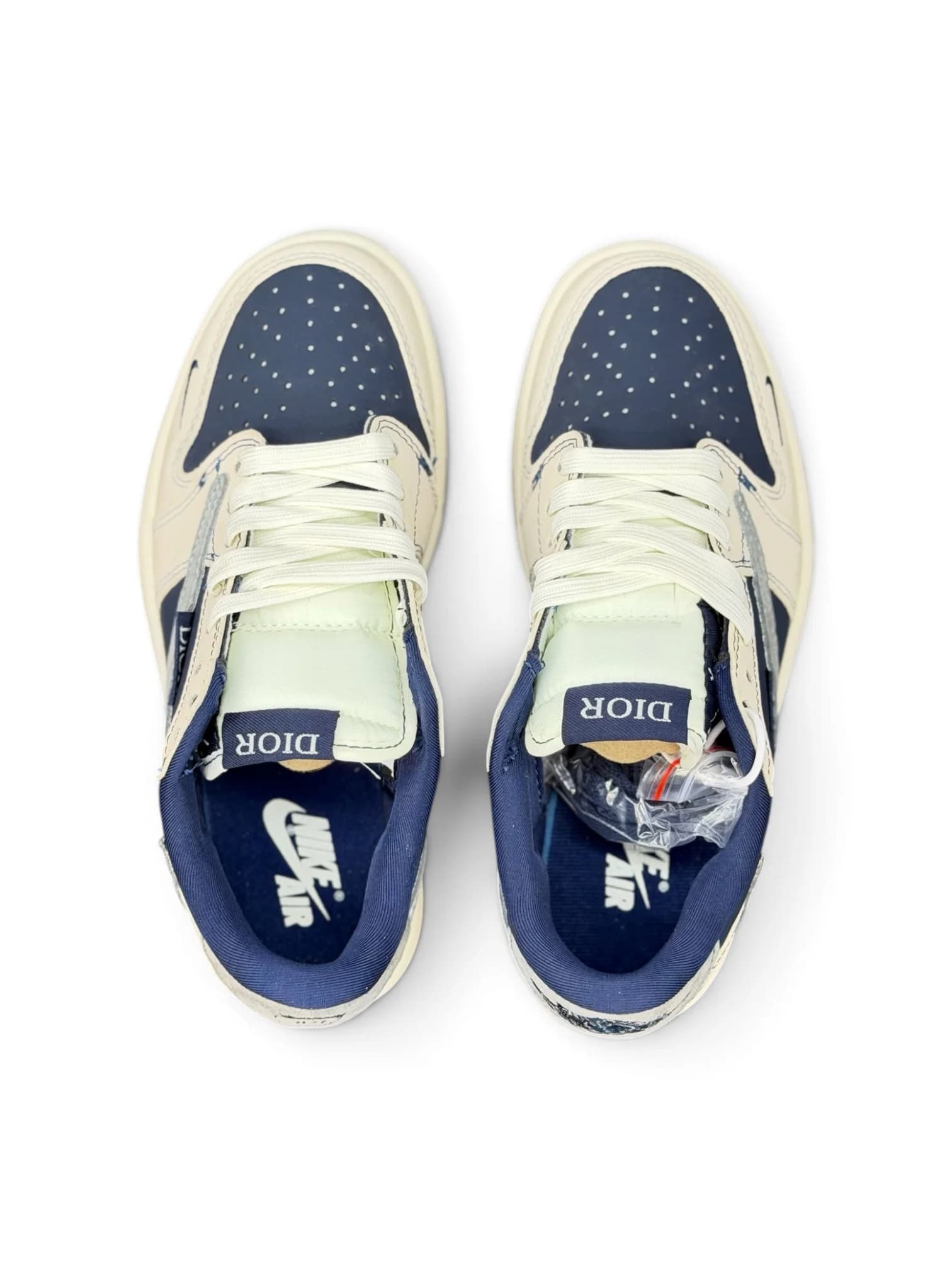 کتونی دخترانه جردن ترویس اسکات Nike Jordan Travis scott — تصویر ۴