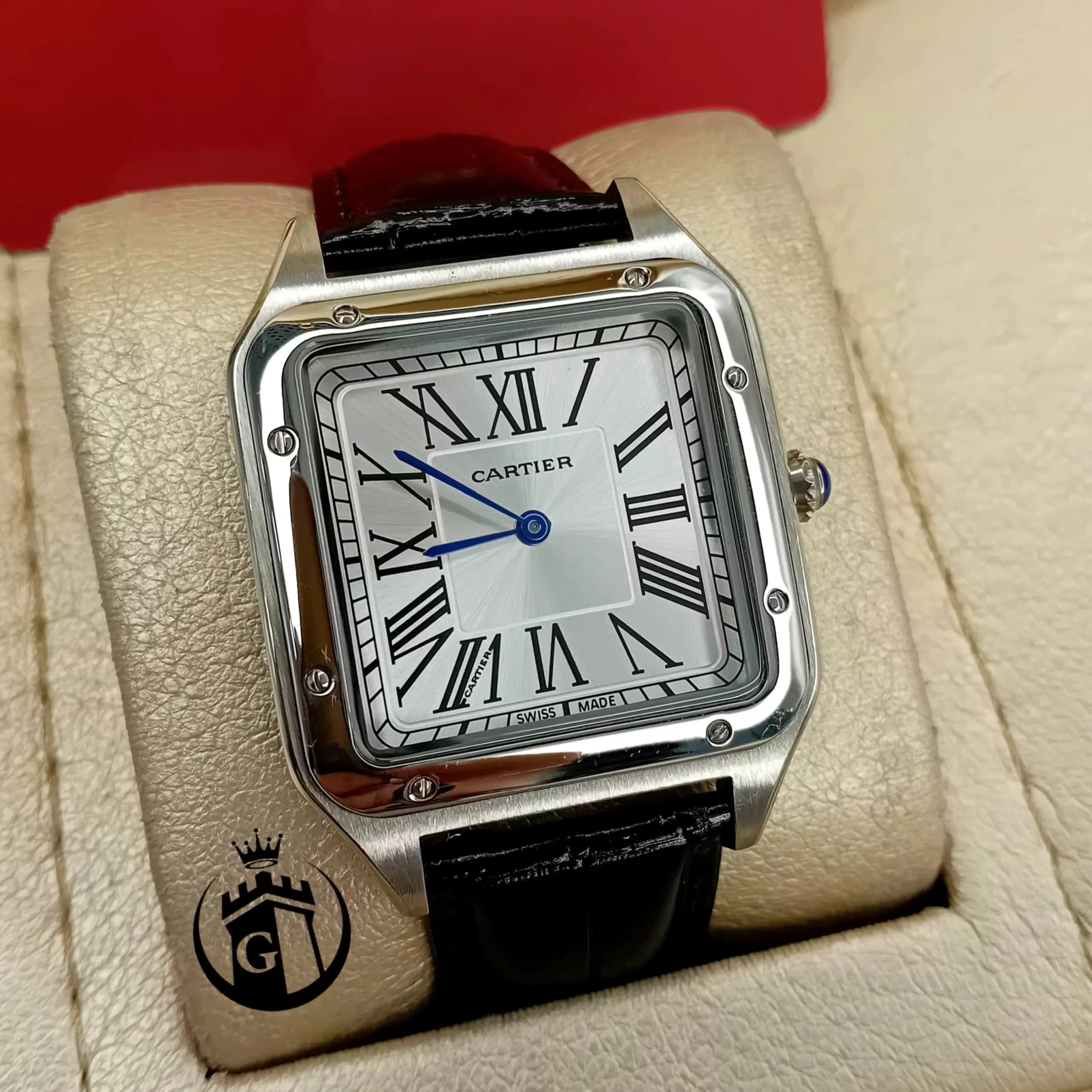 ساعت مچی مردانه اورجینال کارتیه Cartier | ساعت عقربه ای بند چرم اصلی و کلاسیک C06 — تصویر ۵