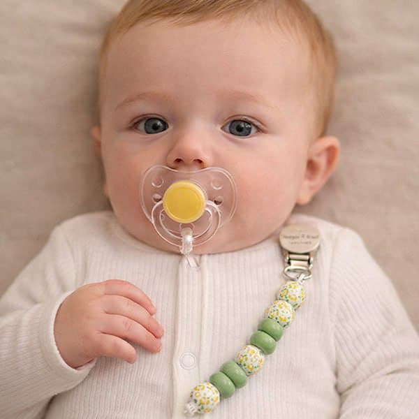 بند پستانک مهره ای سیلیکونی طرح دار برند بیبی میلا Baby mila