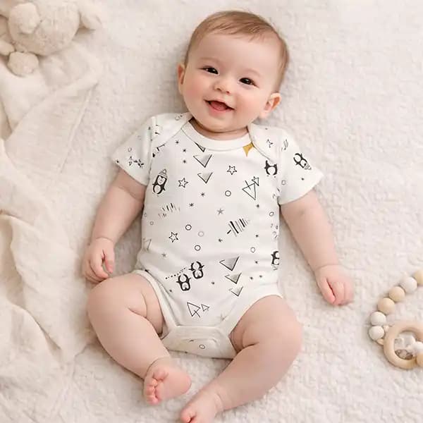 زیر دکمه آستین کوتاه نوزاد طرح پنگوئن برند بی بی فور لایف baby4life