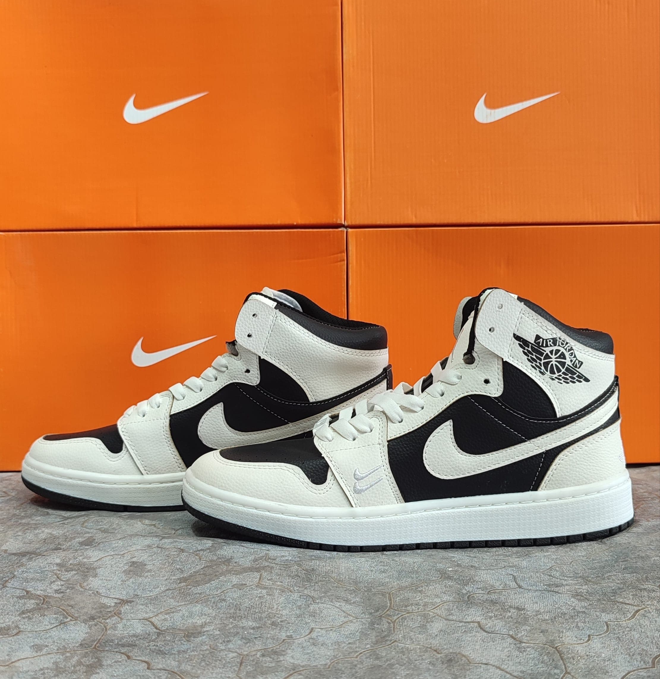 جردن 1 مشکی سفید | جردن وان | Jordan 1 Black White — تصویر ۲