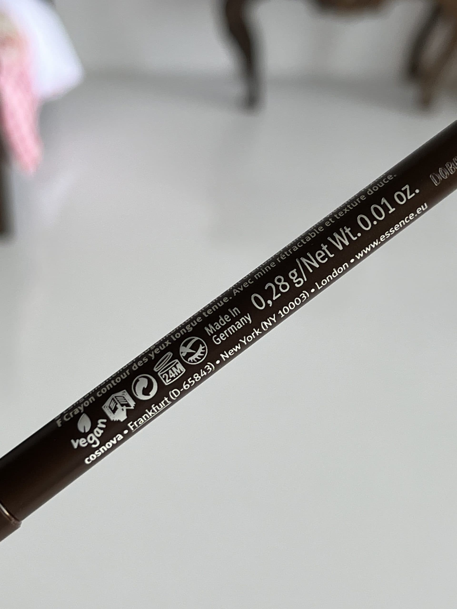 مداد چشم پیچی اسنس essence — تصویر ۵