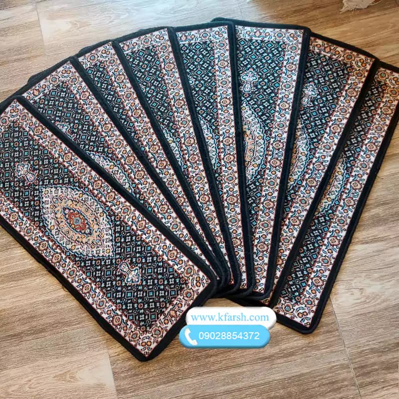 فرش پله طرح ریزماهی سرمه ای — تصویر ۳
