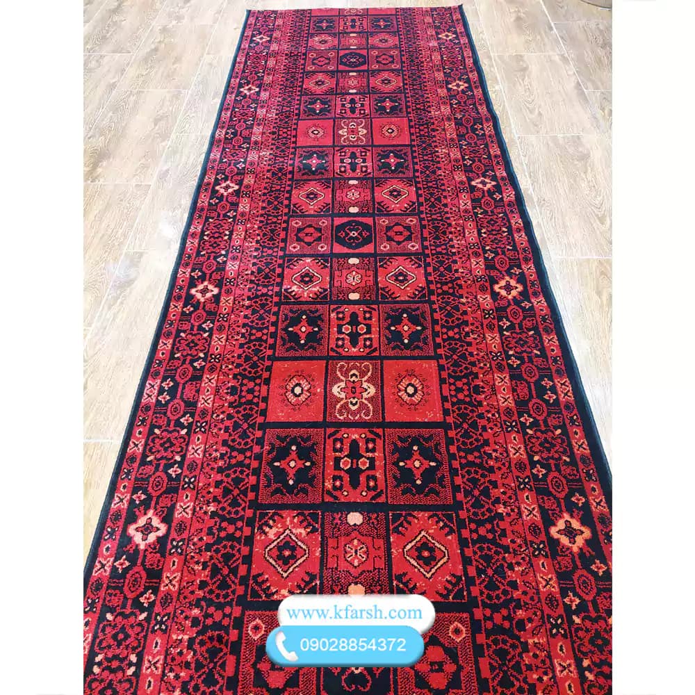 فرش کناره راهرویی قرمز طرح بلوچ ( لاکی)