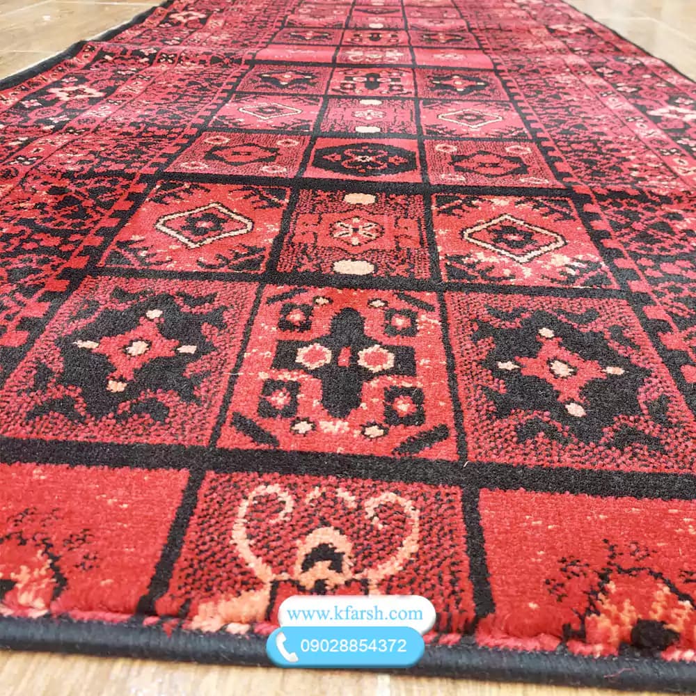 فرش کناره راهرویی قرمز طرح بلوچ ( لاکی) — تصویر ۲