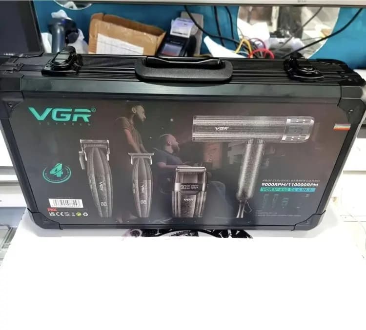 ست 4عددی سشوار،شیور و ماشین اصلاح وی جی آر مدل V-640 S4 ‏