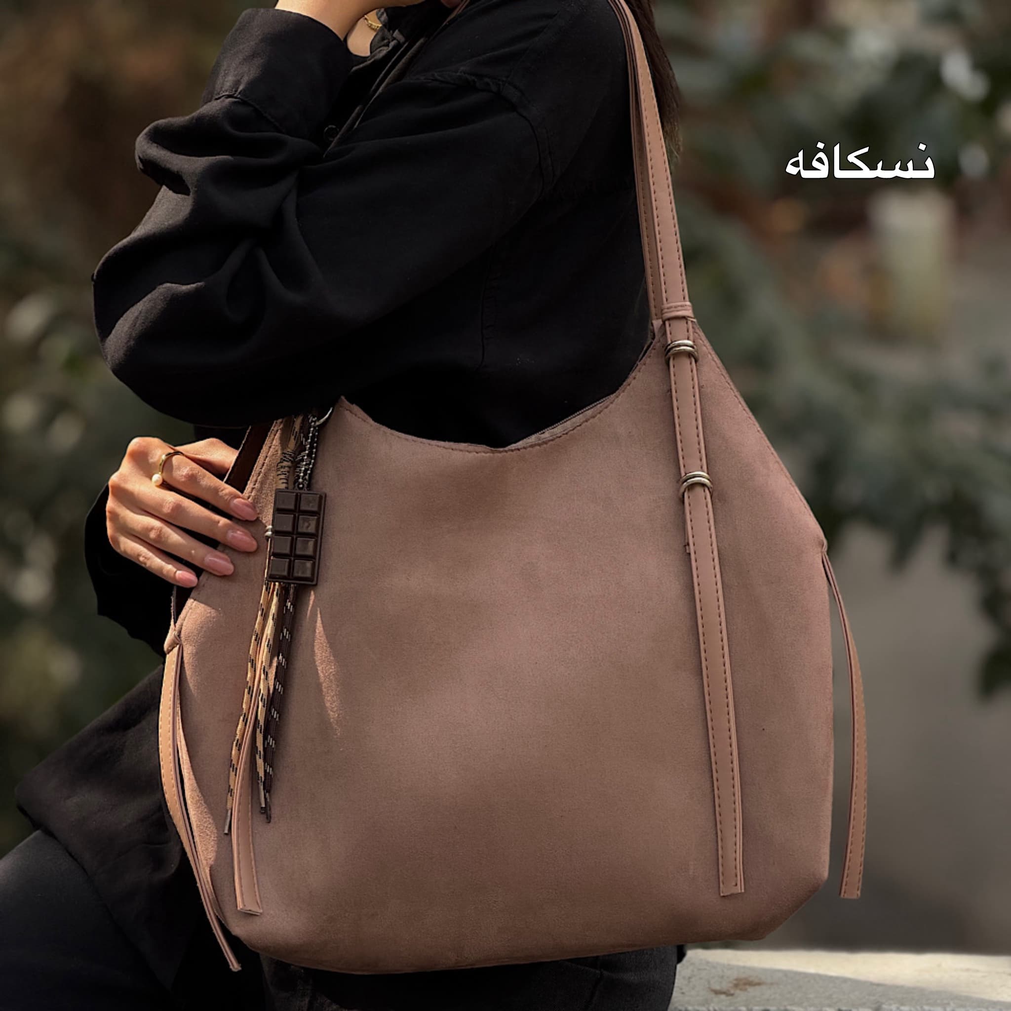 کیف دانشجویی الزا جیر — تصویر ۲