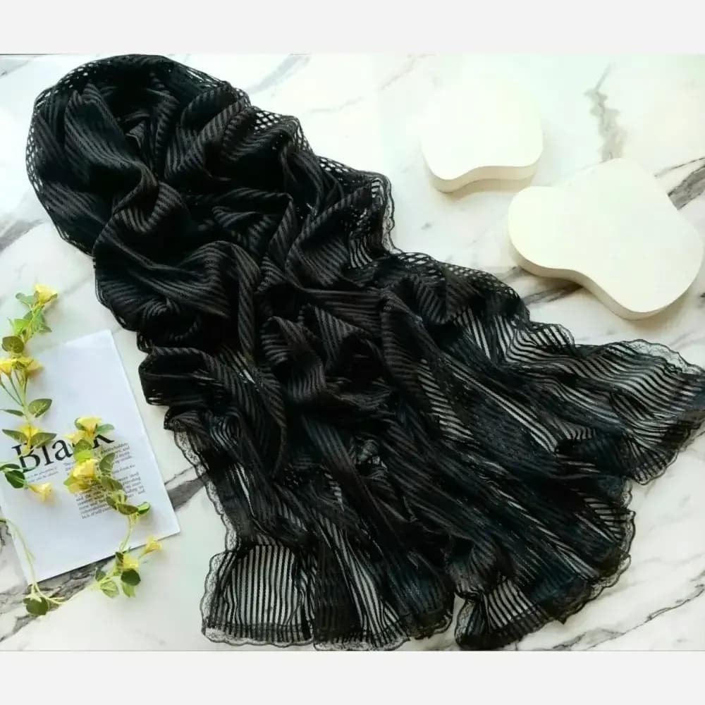 شال توری میله ای دور دانتل قواره 180 در 72 سانت مناسب استفاده روزمره — تصویر ۱۰