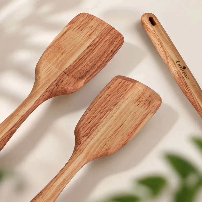 کفگیر تخت دسته چوبی یونیک کد 1108 — تصویر ۴