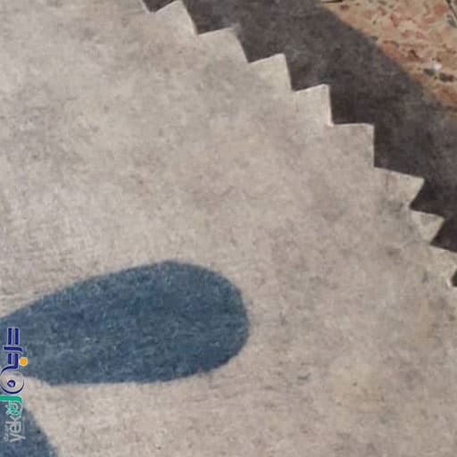 فرش نمدی طرح گل چهارپر آبی — تصویر ۳