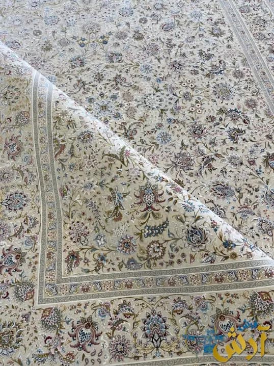 فرش افشان کرم 1500 شانه طرح به گل — تصویر ۴