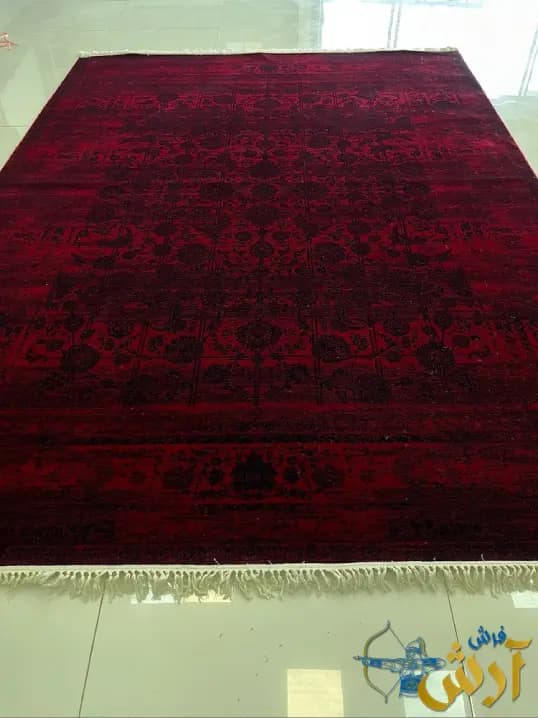 فرش سنتی قرمز 700 شانه طرح کرشمه