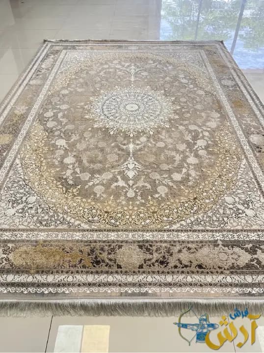 فرش بژ طلایی 1200 شانه طرح شاهانه